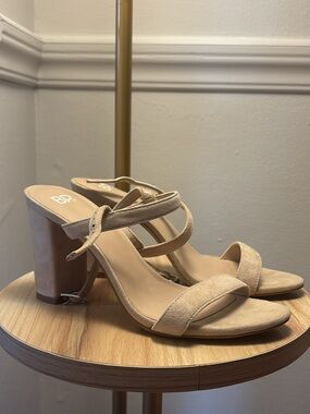 Nordstrom Beige Suede Strappy Block Heel Sandals